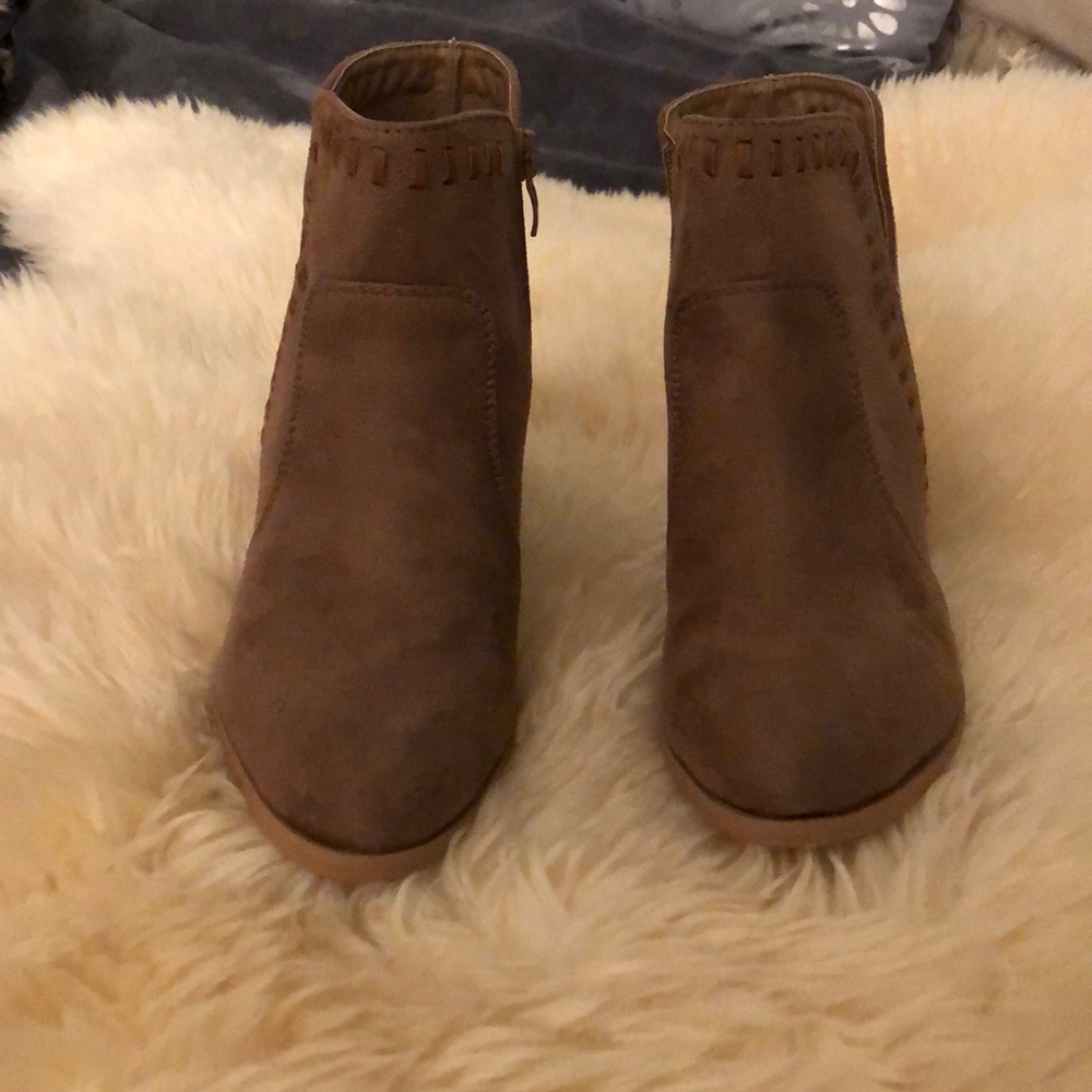 Booties - Picture 4 of 4